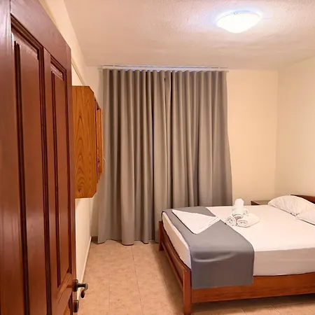 Mpalmpanas Apartment *